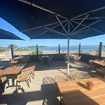 In Erster Reihe - Direkter Strandzugang - Eingezaeunter Garten - Dachterrasse - 2 Gartenterrassen - Terrassendach - Grill Mit Plancha - 5-sterne-meerblick - Bar - Kamin - Soundanlage - Pool Whirlpool - Kinderfreundlich - Hunde Willkommen Villa