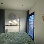 In Erster Reihe - Direkter Strandzugang - Eingezaeunter Garten - Dachterrasse - 2 Gartenterrassen - Terrassendach - Grill Mit Plancha - 5-sterne-meerblick - Bar - Kamin - Soundanlage - Pool Whirlpool - Kinderfreundlich - Hunde Willkommen Villa Hulshorst