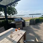In Erster Reihe - Direkter Strandzugang - Eingezaeunter Garten - Dachterrasse - 2 Gartenterrassen - Terrassendach - Grill Mit Plancha - 5-sterne-meerblick - Bar - Kamin - Soundanlage - Pool Whirlpool - Kinderfreundlich - Hunde Willkommen Villa *