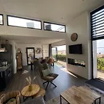 Villa In Erster Reihe - Direkter Strandzugang - Eingezaeunter Garten - Dachterrasse - 2 Gartenterrassen - Terrassendach - Grill Mit Plancha - 5-sterne-meerblick - Bar - Kamin - Soundanlage - Pool Whirlpool - Kinderfreundlich - Hunde Willkommen *