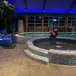 Villa In Erster Reihe - Direkter Strandzugang - Eingezaeunter Garten - Dachterrasse - 2 Gartenterrassen - Terrassendach - Grill Mit Plancha - 5-sterne-meerblick - Bar - Kamin - Soundanlage - Pool Whirlpool - Kinderfreundlich - Hunde Willkommen *