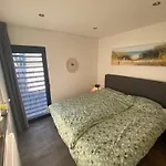 Villa In Erster Reihe - Direkter Strandzugang - Eingezaeunter Garten - Dachterrasse - 2 Gartenterrassen - Terrassendach - Grill Mit Plancha - 5-sterne-meerblick - Bar - Kamin - Soundanlage - Pool Whirlpool - Kinderfreundlich - Hunde Willkommen Hulshorst