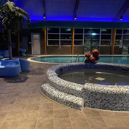 Villa In Erster Reihe - Direkter Strandzugang - Eingezaeunter Garten - Dachterrasse - 2 Gartenterrassen - Terrassendach - Grill Mit Plancha - Xxl Meerblick - Bar - Sonos Soundanlage - Pool Whirlpool - Kinderfreundlich - Hunde Willkommen *