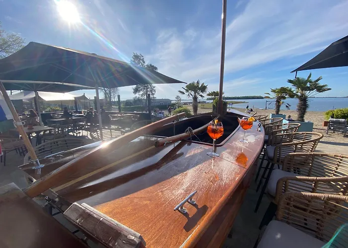 In Erster Reihe - Direkter Strandzugang - Eingezaeunter Garten - Dachterrasse - 2 Gartenterrassen - Terrassendach - Grill Mit Plancha - 5-sterne-meerblick - Bar - Kamin - Soundanlage - Pool Whirlpool - Kinderfreundlich - Hunde Willkommen Hulshorst