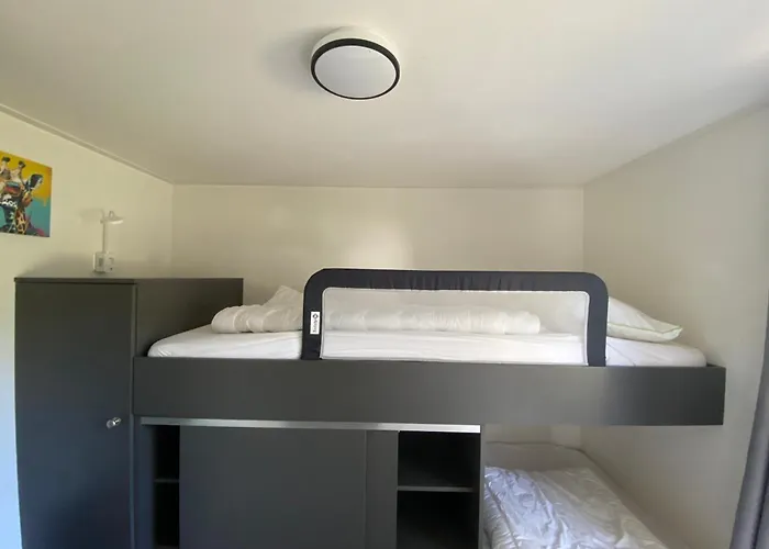 In Erster Reihe - Direkter Strandzugang - Eingezaeunter Garten - Dachterrasse - 2 Gartenterrassen - Terrassendach - Grill Mit Plancha - 5-sterne-meerblick - Bar - Kamin - Soundanlage - Pool Whirlpool - Kinderfreundlich - Hunde Willkommen