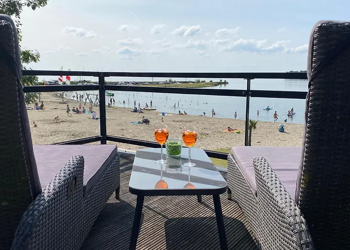 In Erster Reihe - Direkter Strandzugang - Eingezaeunter Garten - Dachterrasse - 2 Gartenterrassen - Terrassendach - Grill Mit Plancha - 5-sterne-meerblick - Bar - Kamin - Soundanlage - Pool Whirlpool - Kinderfreundlich - Hunde Willkommen
